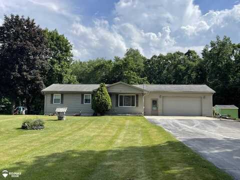 9436 Farrand, Otisville, MI 48463