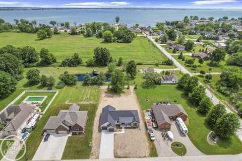 8439 Swan, Ira, MI 48023