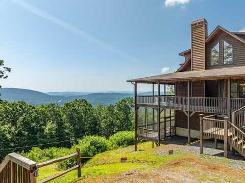 415 Sahkanaga Drive, MURPHY, NC 28906
