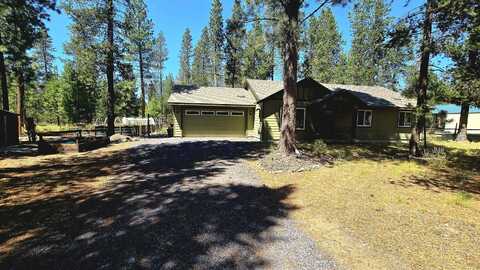 1939 Checkerien Lane, La Pine, OR 97739