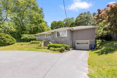 451 Pleasant St, Dracut, MA 01826