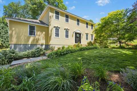 12 Bruce Street, Grafton, MA 01519