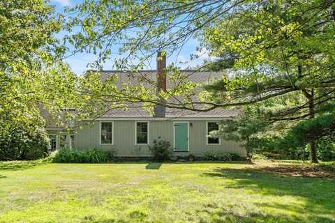4 Prospect Hill Rd, Harvard, MA 01451