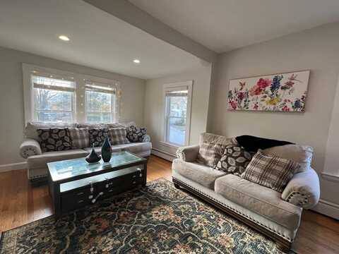 358 Hunnewell Street, Needham, MA 02494