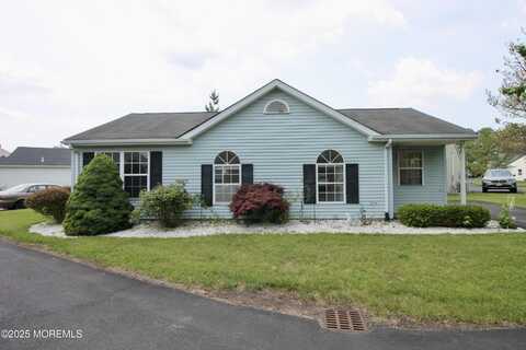 32 Carnaby Close, Freehold, NJ 07728