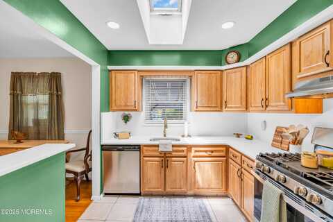 106 Northumberland Drive, Toms River, NJ 08757