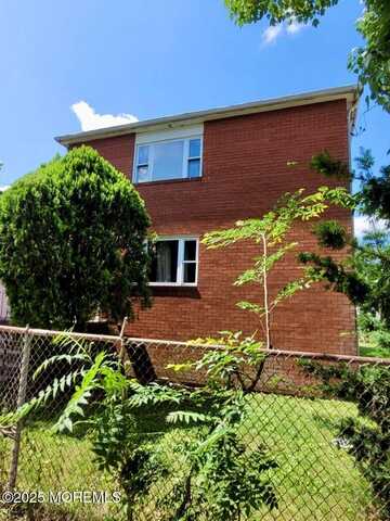 104 Howard Street, New Brunswick, NJ 08901
