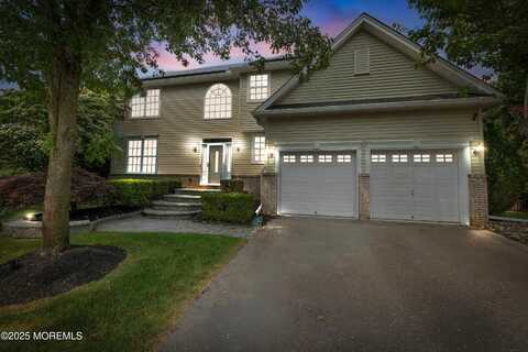 16 Moorland Boulevard, Monroe, NJ 08831