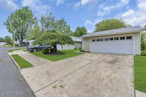 104 Chatham Drive, Monroe, NJ 08831