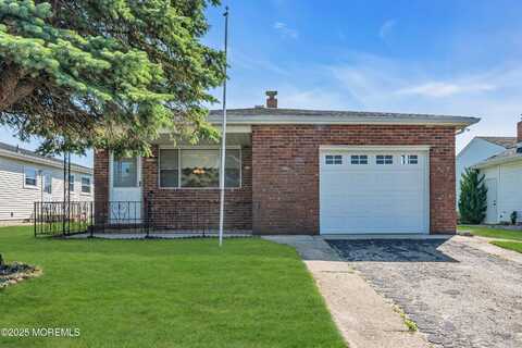 214 Bonaire Drive, Toms River, NJ 08757