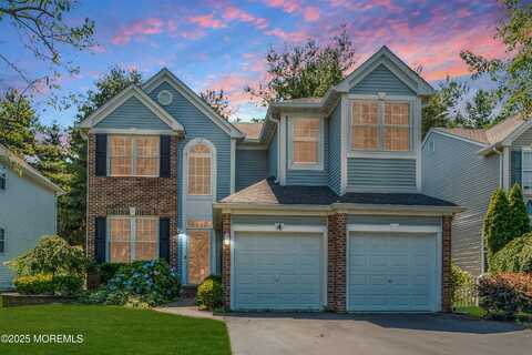 4 Queens Pass, Colts Neck, NJ 07722