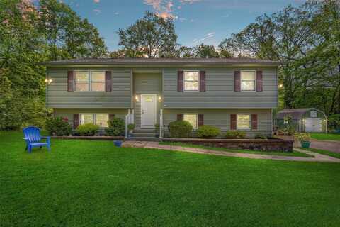 220 Twin Arch Road, Rock Tavern, NY 12575