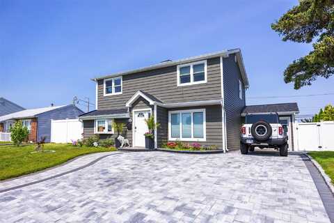 4185 Harriet Road, Bethpage, NY 11714