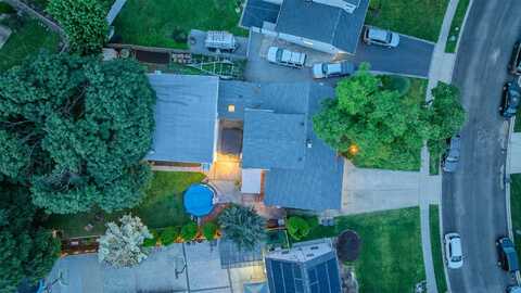 16 Sparrow Lane, Levittown, NY 11756