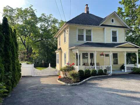 73 S Bedford Road, Chappaqua, NY 10514