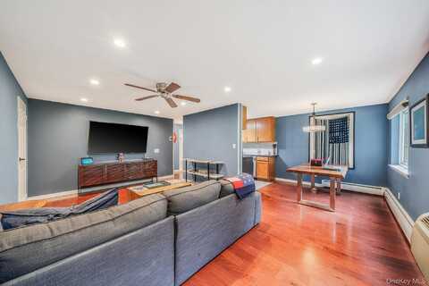 114 Jervis Avenue, Farmingdale, NY 11735