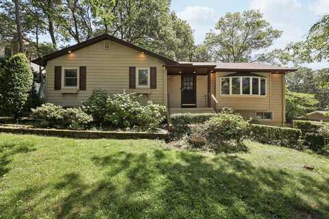 65 Winston Drive, Smithtown, NY 11787