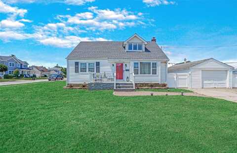 757 Marion, Franklin Square, NY 11010