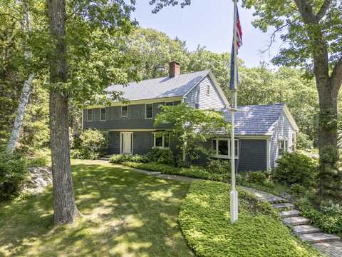 132 Drinkwater Point Road, Yarmouth, ME 04096