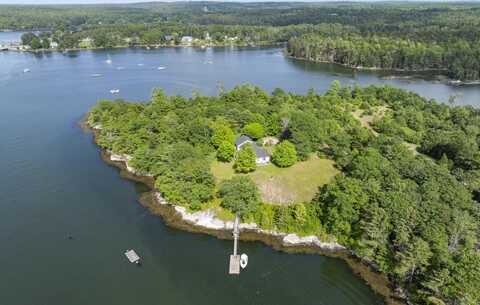 65 Tavenner Road, Boothbay, ME 04537