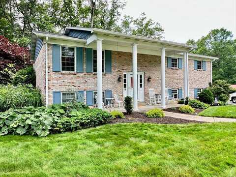 800 Overlook Drive, BECKLEY, WV 25801