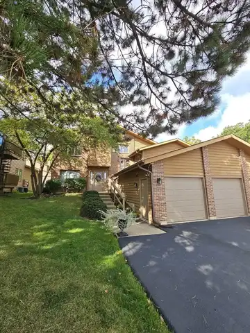 425 S 3rd Street, Saint Charles, IL 60175