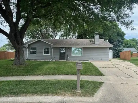 1504 E 24th Place, Sterling, IL 61081