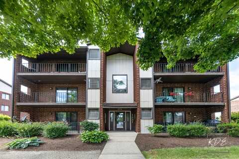 1221 Chalet Road, Naperville, IL 60563