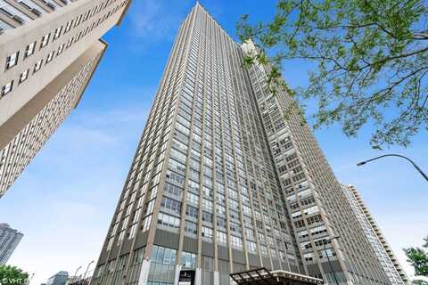 655 W Irving Park Road, Chicago, IL 60613