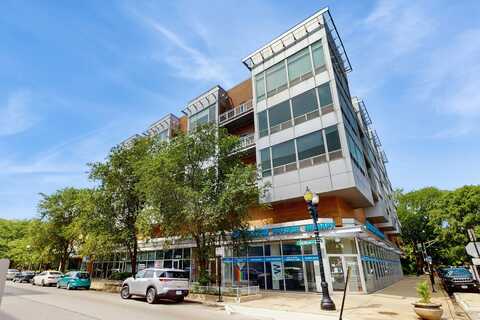 3920 N SHERIDAN Road, Chicago, IL 60613