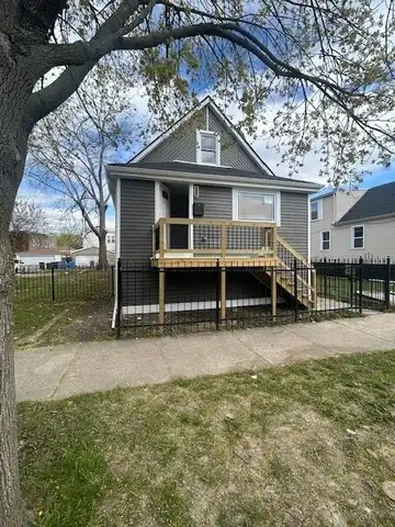 10509 S Edbrooke Avenue, Chicago, IL 60628