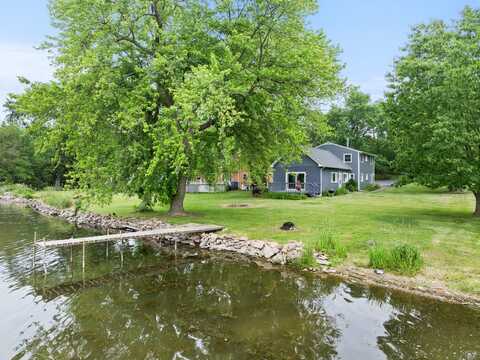 550 N Center Street, South Elgin, IL 60177