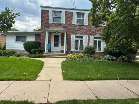 3055 W Chase Avenue, Chicago, IL 60645