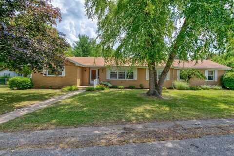 606 Dogwood Drive, Arcola, IL 61910