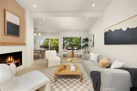45 Oaktree Lane, Rolling Hills Estates, CA 90274