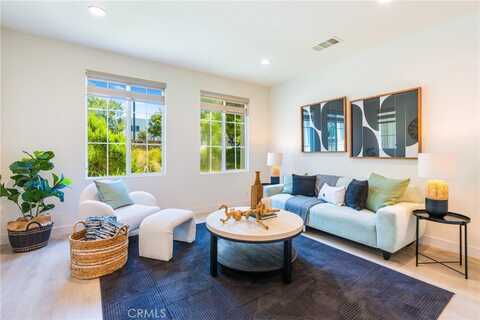 747 Beacon, Irvine, CA 92618