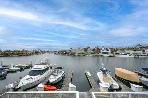 4073 Aladdin Drive, Huntington Beach, CA 92649