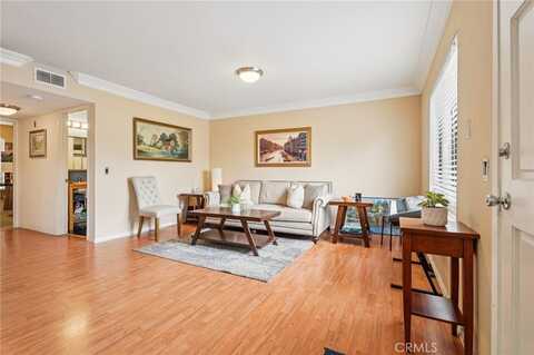 1605 Winona Boulevard, Los Angeles, CA 90027