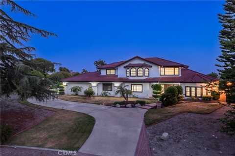 212 Independence Drive, Claremont, CA 91711