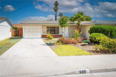 680 Barber Drive, Hemet, CA 92543