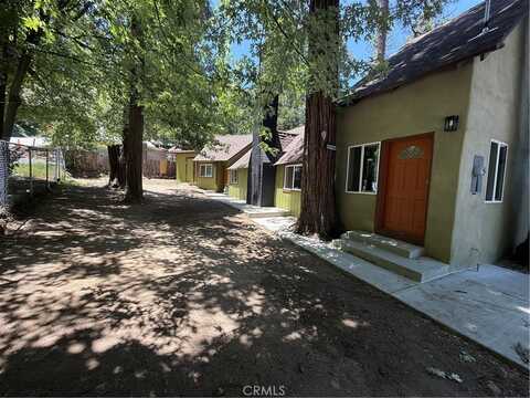 23750 Shady Ln, Crestline, CA 92325