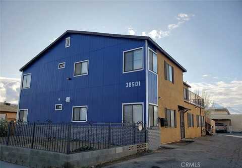 38501 Larkin Avenue, Palmdale, CA 93550
