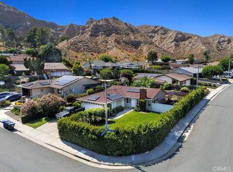 14705 Calla Lily Court, Canyon Country, CA 91387