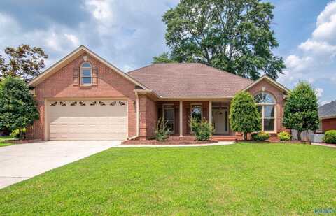 1505 SW Oak Lea Road, Decatur, AL 35603