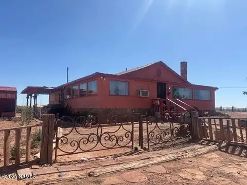 101 S Desert Hill Road, Winslow, AZ 86047