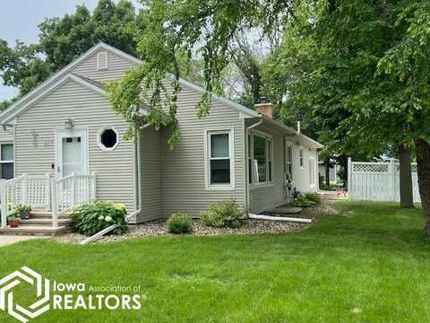 417 S 9th Street, Clear Lake, IA 50428