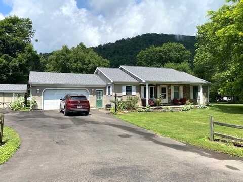 209 Plaza Road, Middlebury Center, PA 16935