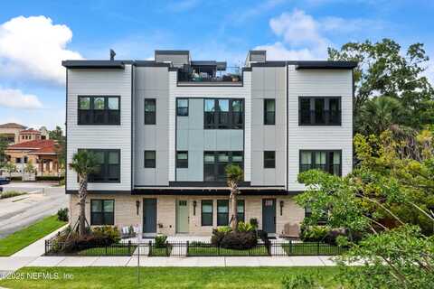 1610 LANG Court, Jacksonville, FL 32207