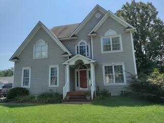 7632 Old Track LN, Mechanicsville, VA 23111