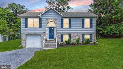 133 Woodrow Road, Winchester, VA 22602